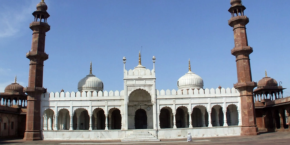 Moti Masjid