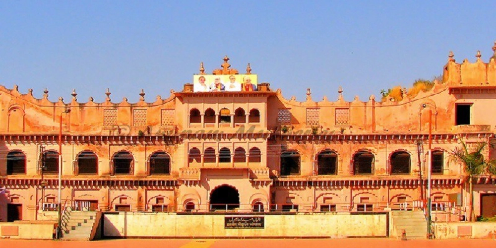 Shaukat Mahal